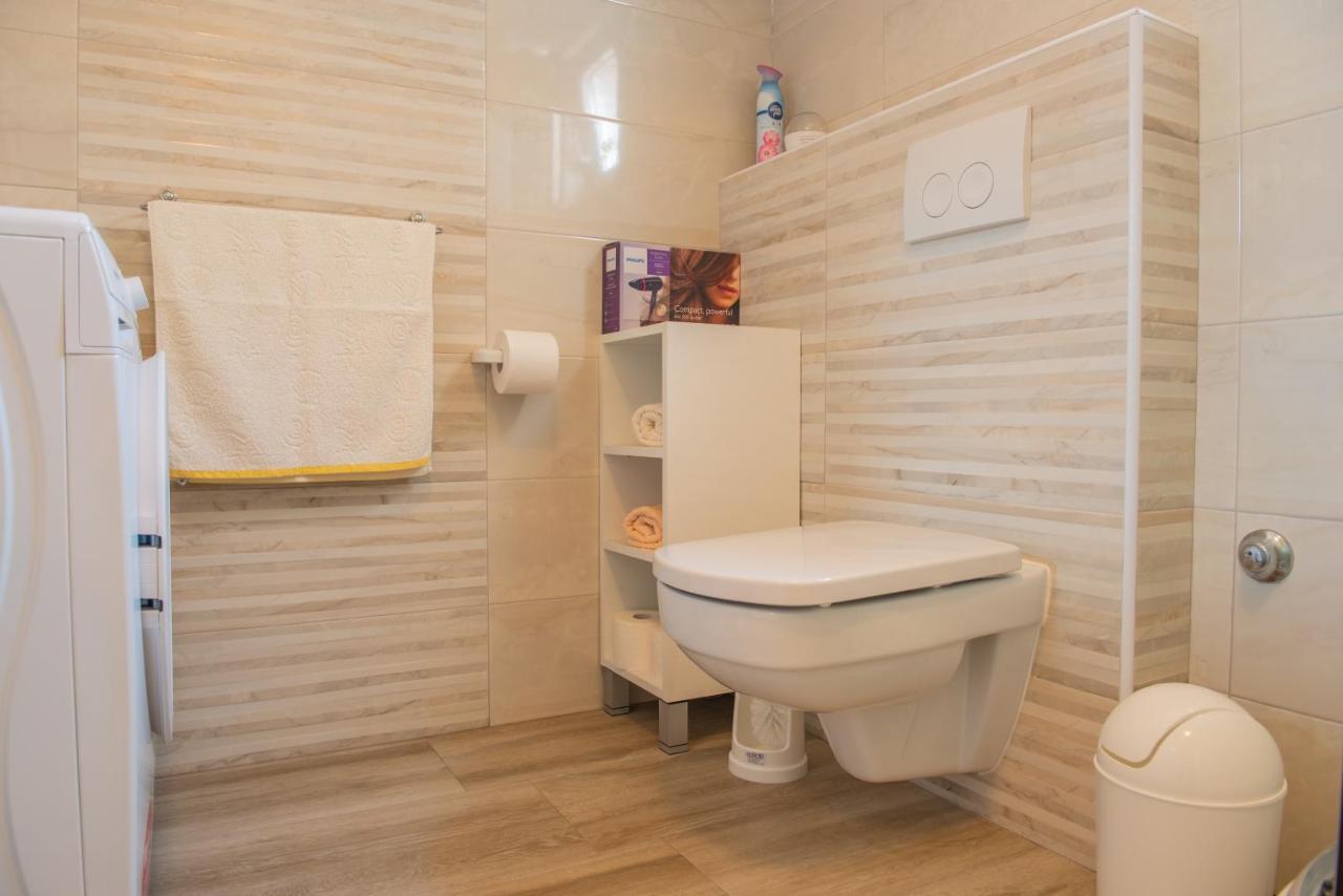 Apartman Eva ヴーシ エクステリア 写真